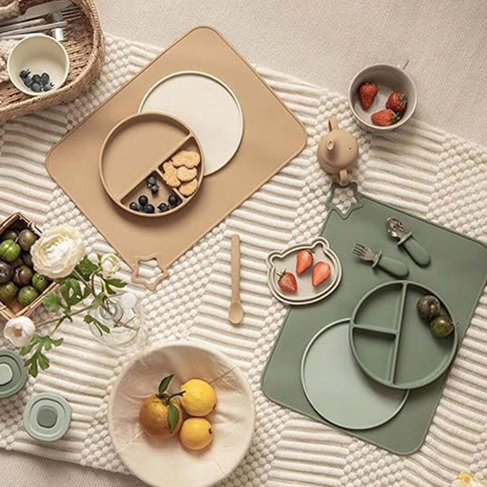 1PCS Simple Silicone Placemat  - Baby Food In Restaurant ulasan dan harga